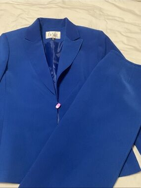 Le Suit Bold Cobalt Blue Women's Blazer/Skirt